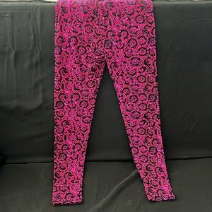 Gently used Lularoe One size leggings
